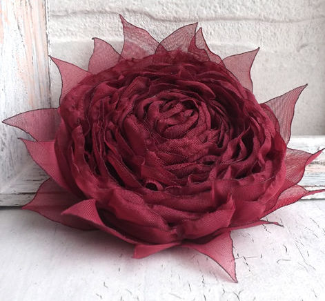 Брошь-заколка "Бордовая роза" от "Рыжего: броши, заколки, цветы, колье"