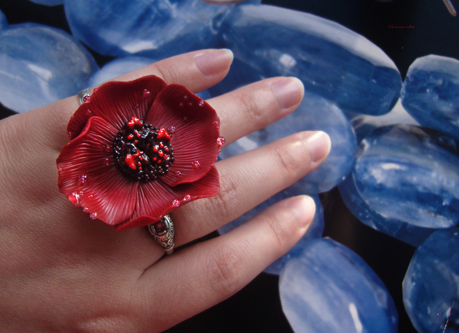 Кольцо в виде цветка лягушачьего мака - маквушки.