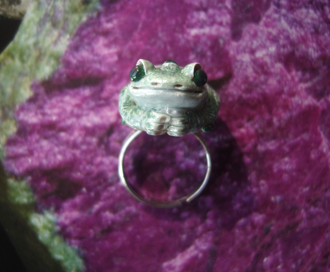 Волшебное кольцо-лягушка с третьим глазом