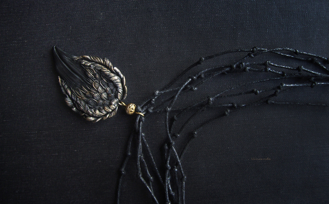 Колье в стиле готики "талисман Ворона" из коллекции украшений "Рейвенсвуд"
